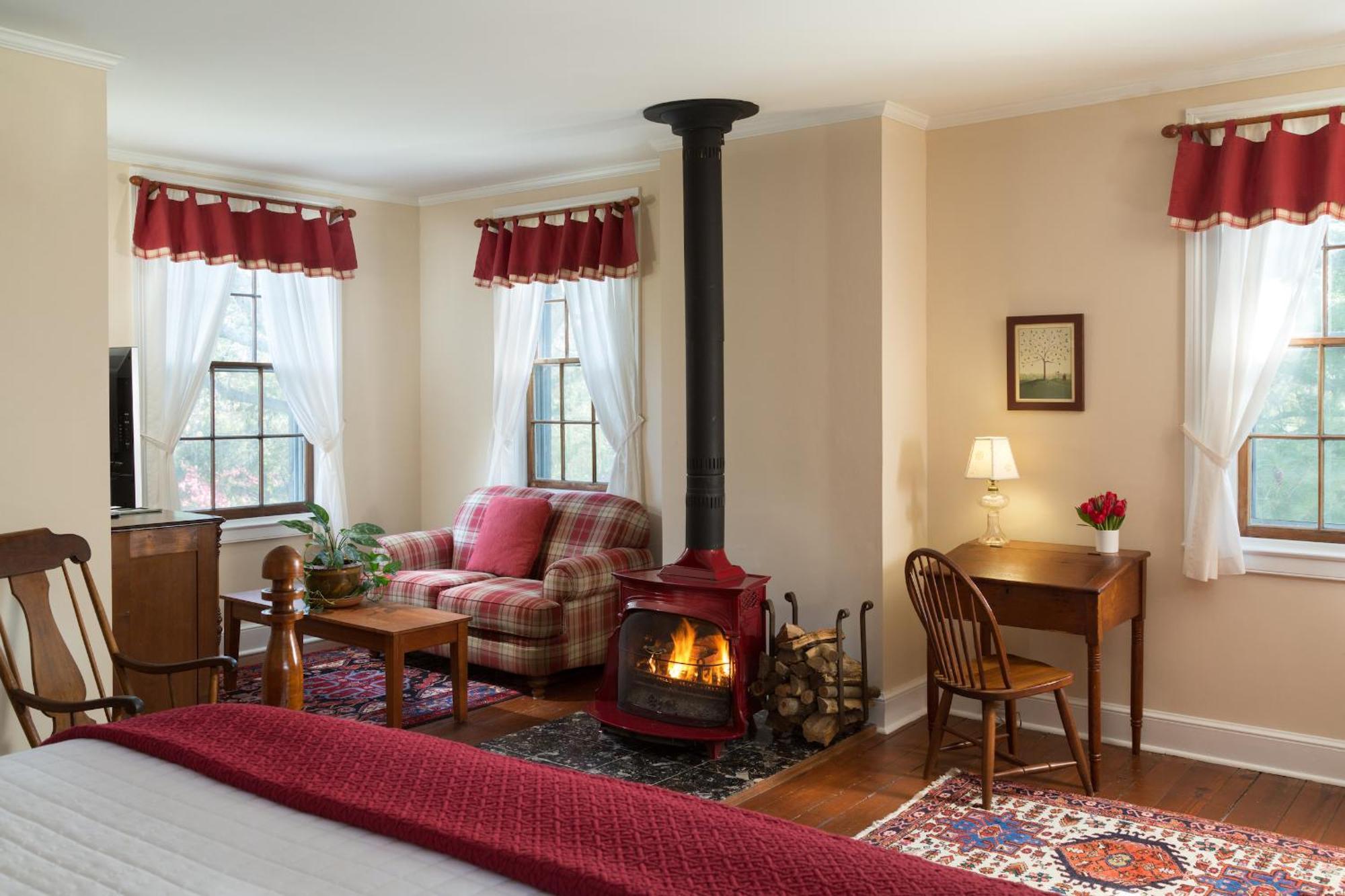 Bed and Breakfast Brampton 1860 Честертаун Екстер'єр фото