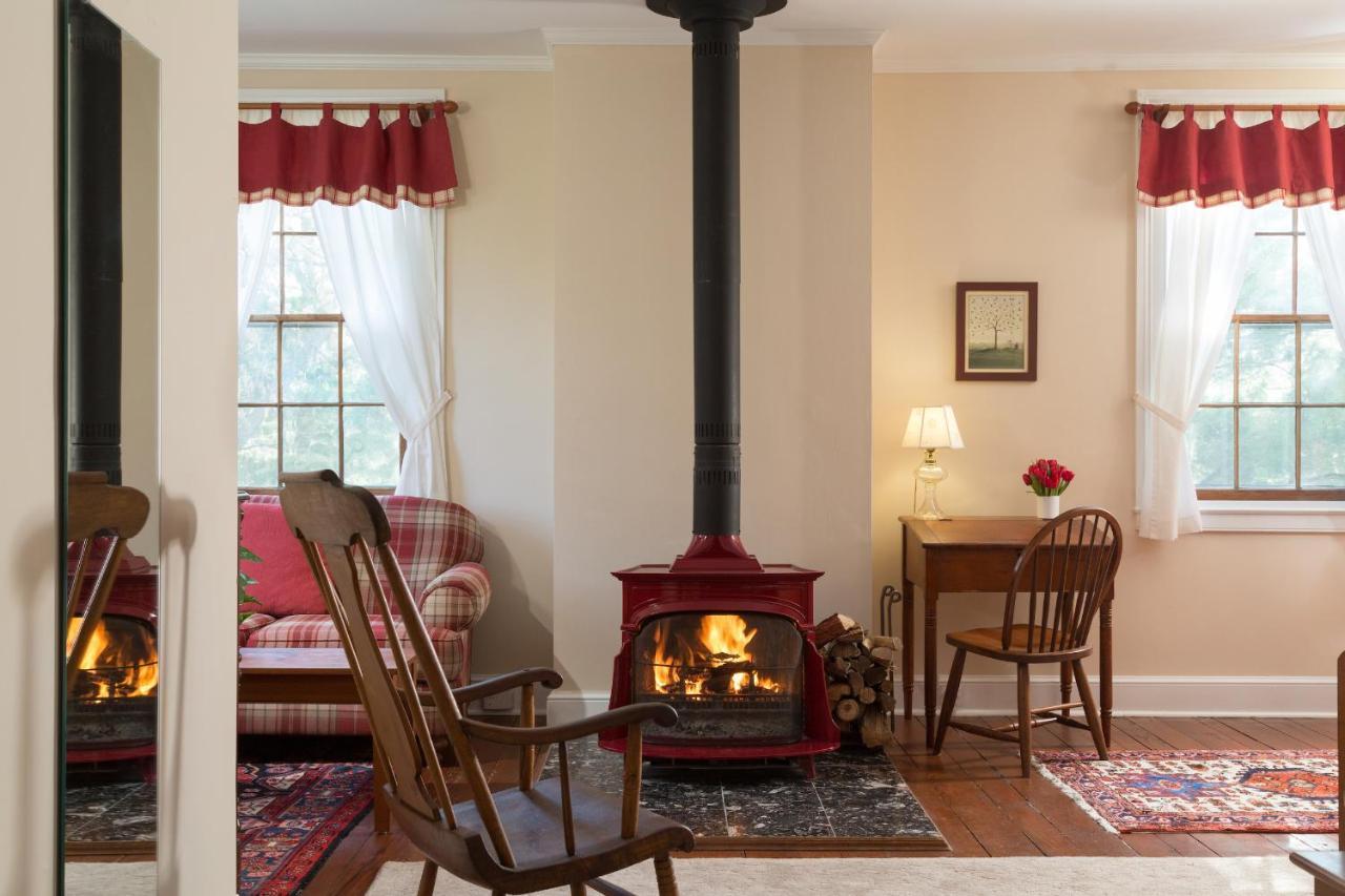 Bed and Breakfast Brampton 1860 Честертаун Екстер'єр фото