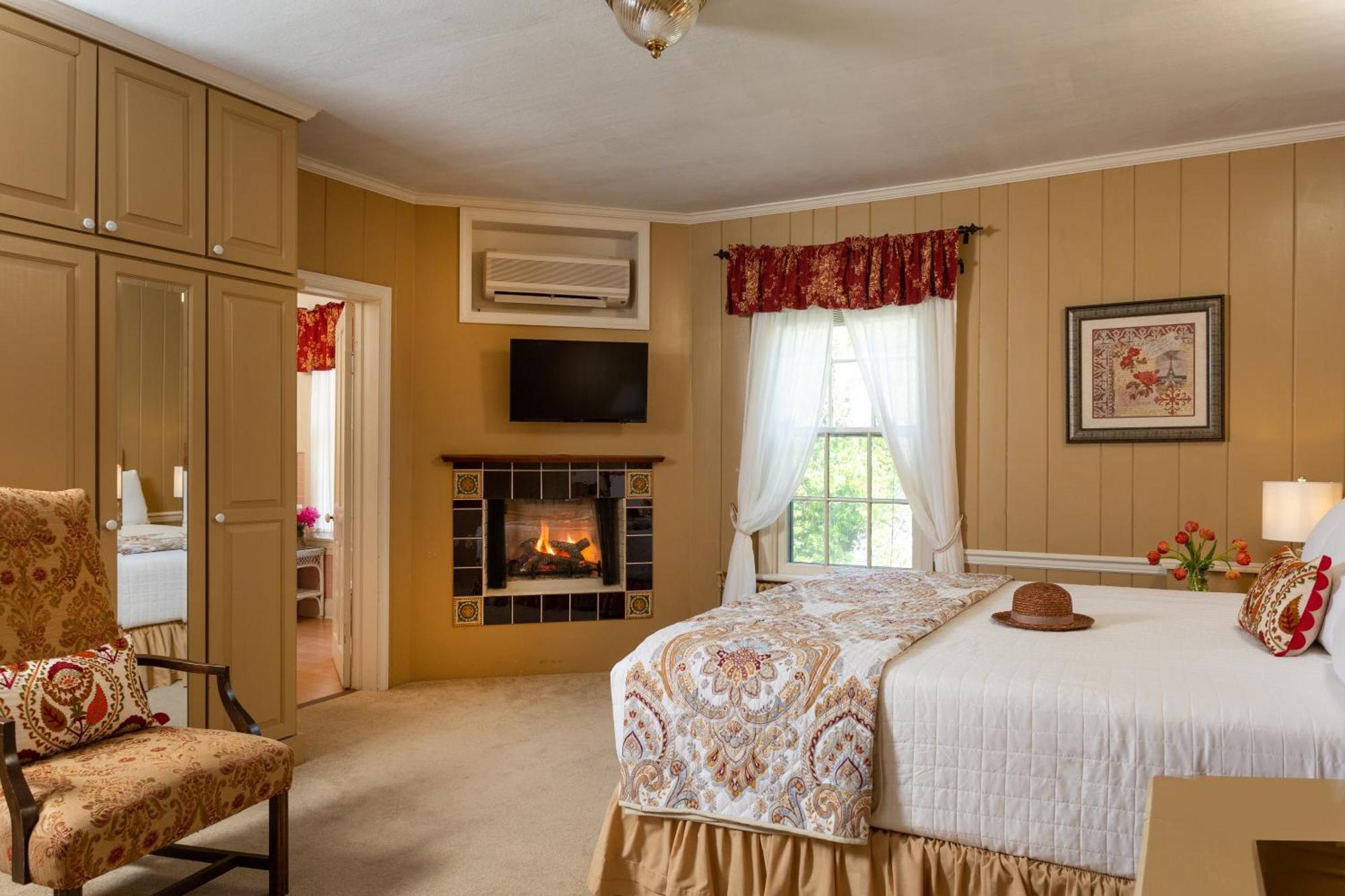 Bed and Breakfast Brampton 1860 Честертаун Екстер'єр фото