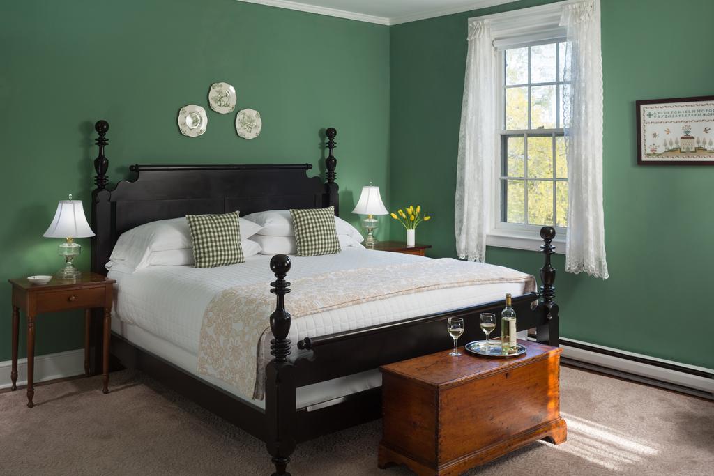 Bed and Breakfast Brampton 1860 Честертаун Екстер'єр фото