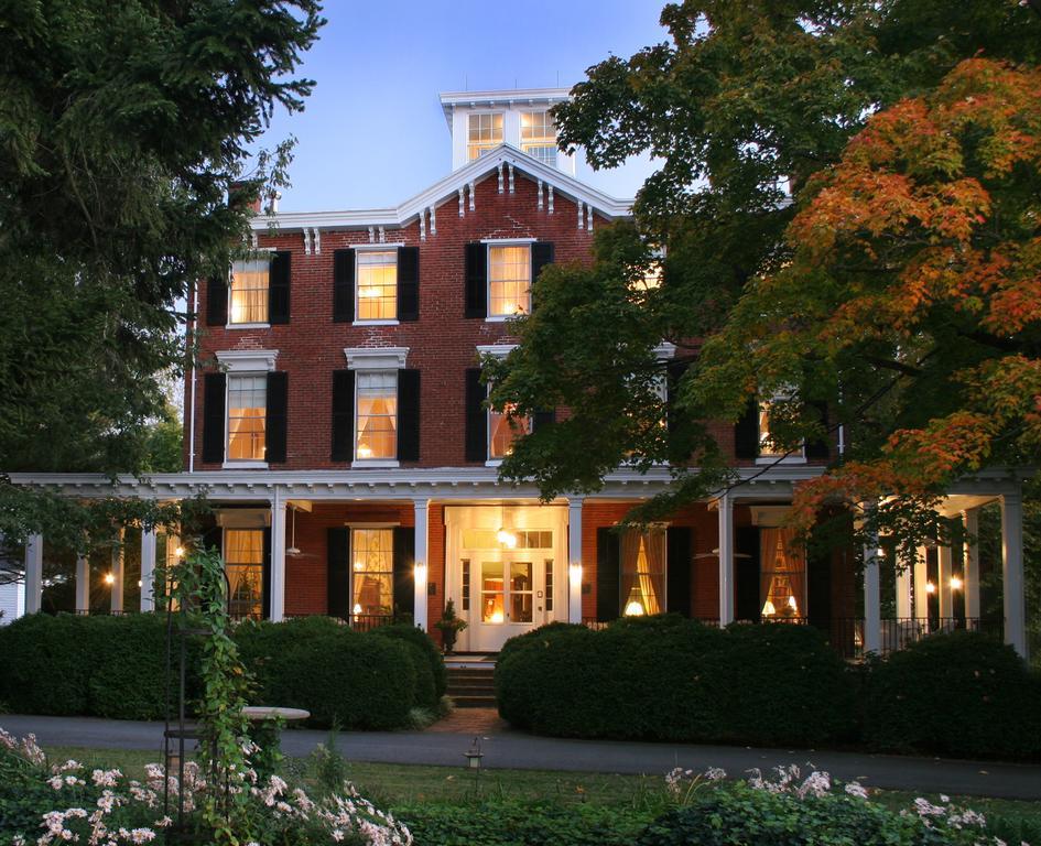Bed and Breakfast Brampton 1860 Честертаун Екстер'єр фото